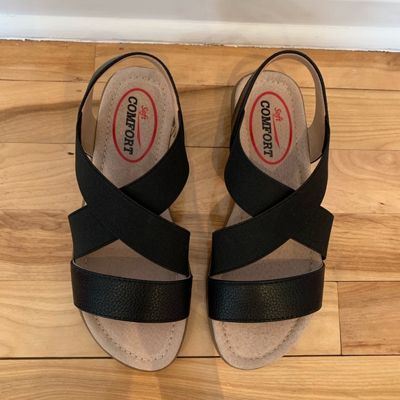 Soft Comfort Sandals - NWOT - Picture 3 of 7